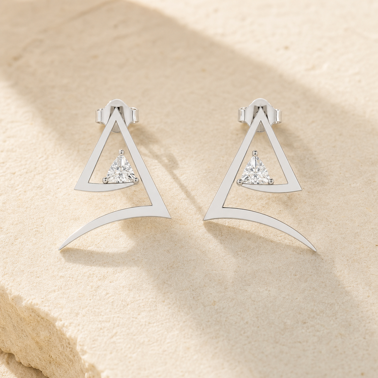 Aurgat Trapped Solitaire Solitaire Silver Earrings