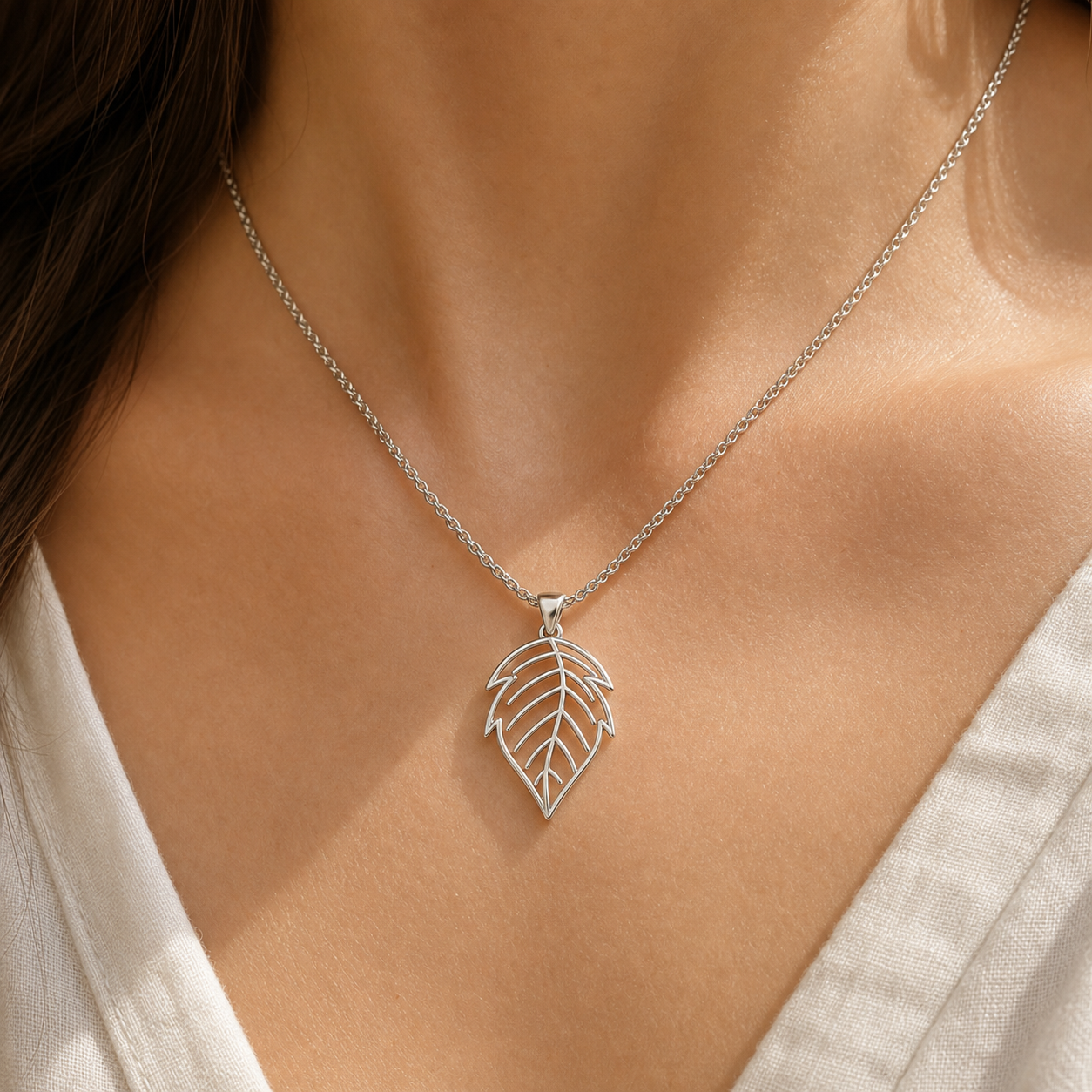 Aurgat Viburnum Leaf Drop Sterling Silver Pendant