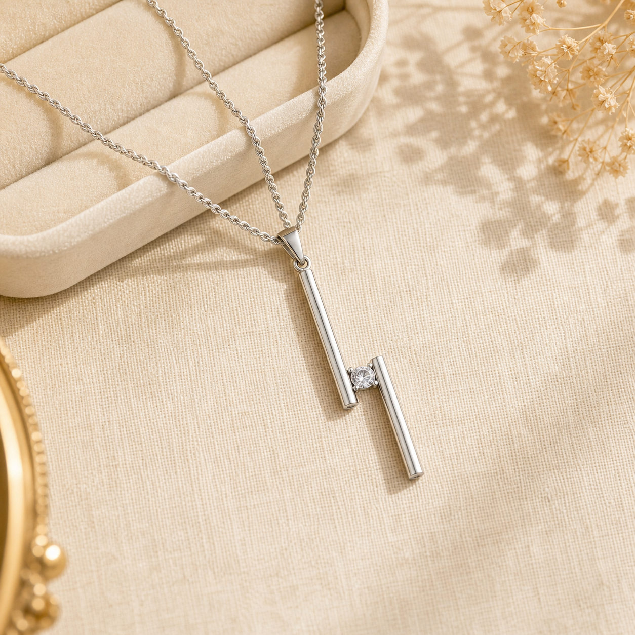 Aurgat Connected Solitaire Sterling Silver Pendant