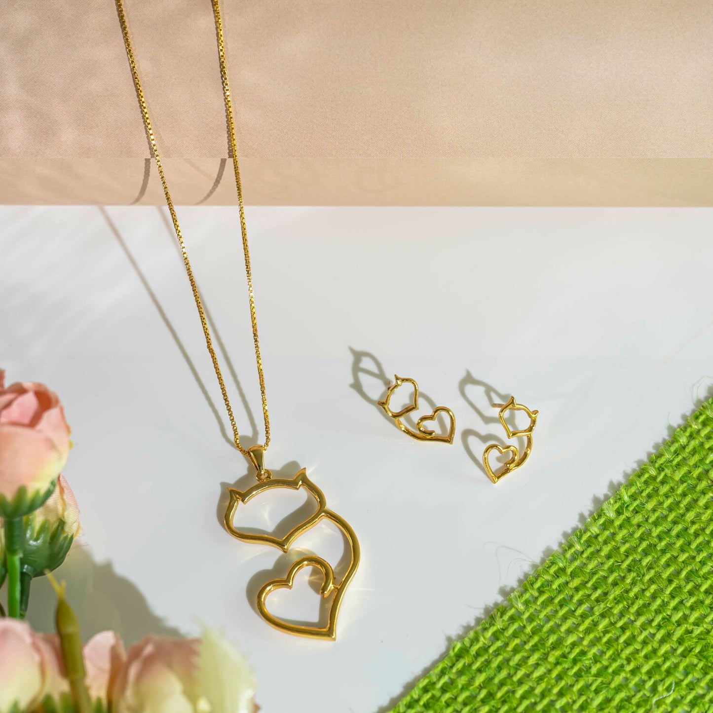Aurgat Cat's Heart 18K Gold Plated Pendant Set