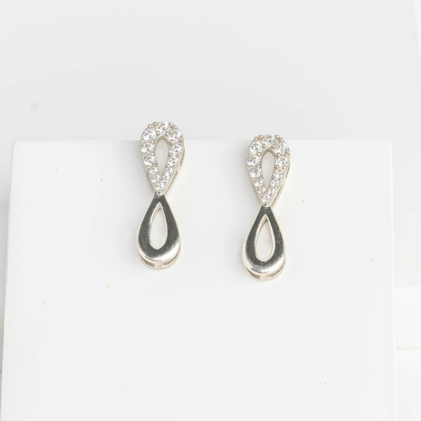 Aurgat Infinity Silver Earrings