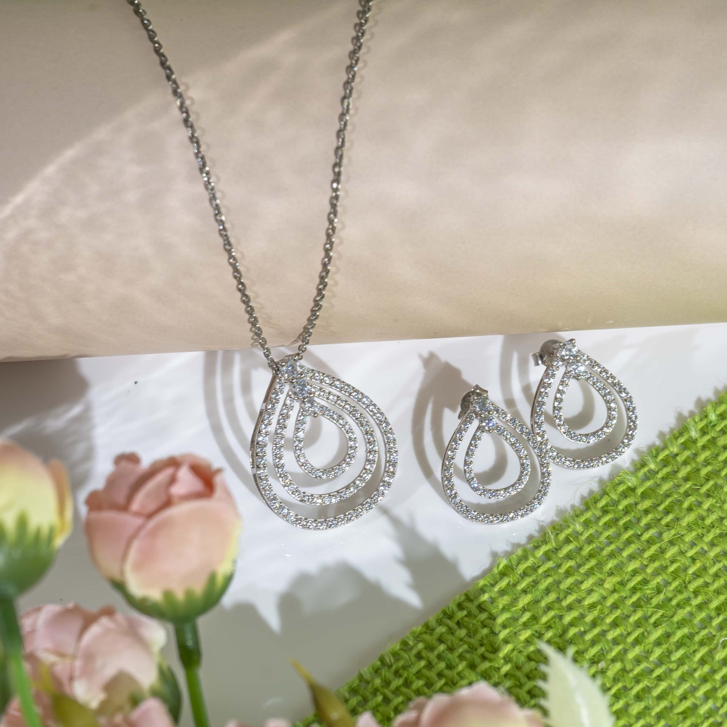Aurgat Regal Sterling Silver Pendant Set
