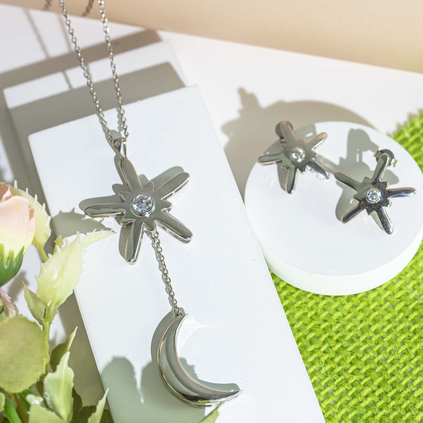 Aurgat Hanging Moon Sterling Silver Pendant Set