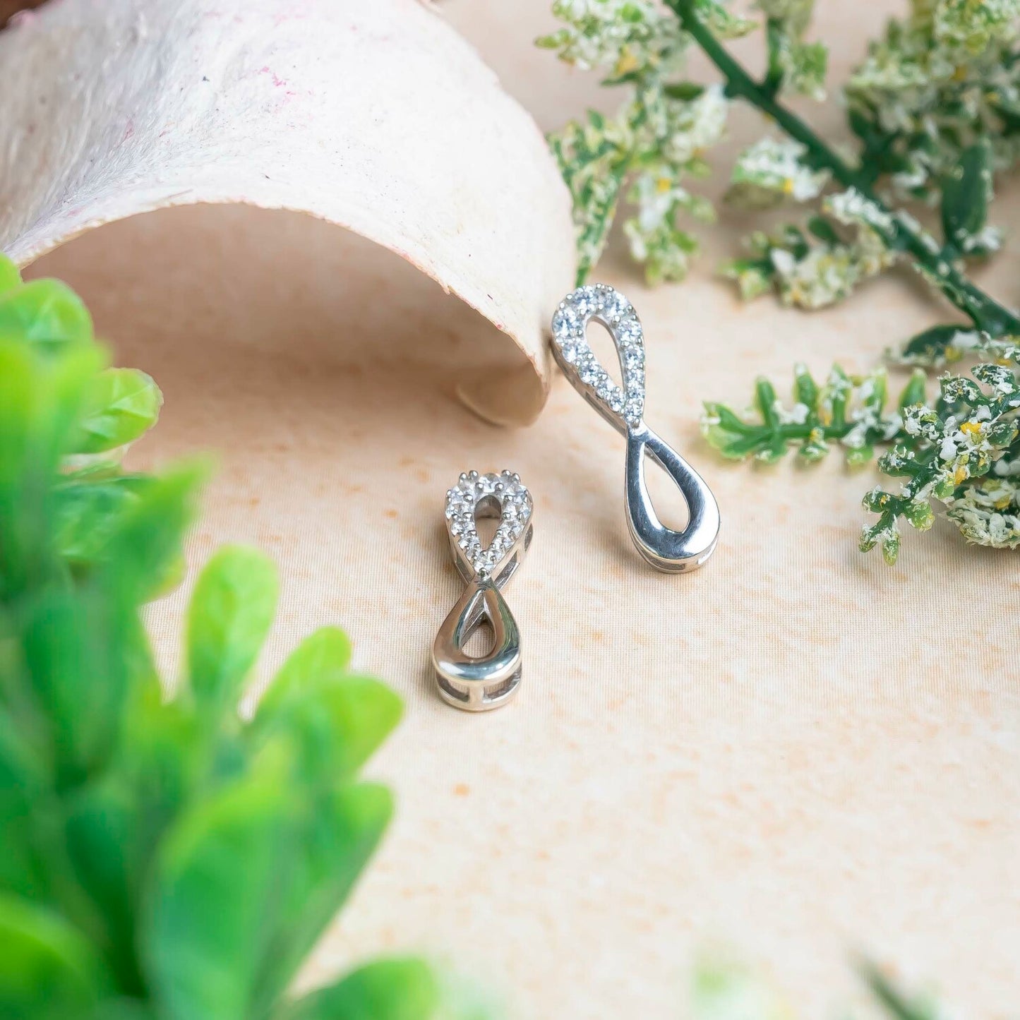 Aurgat Infinity Silver Earrings