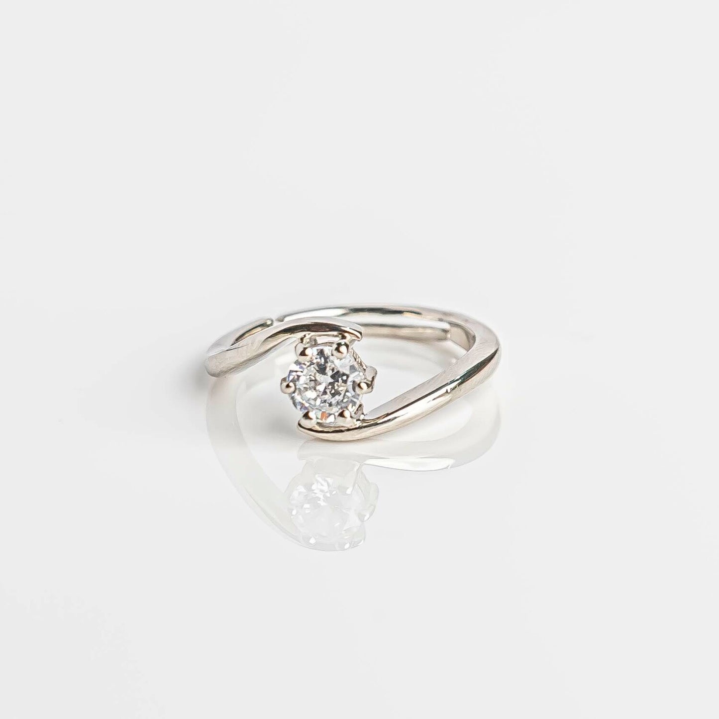 Aurgat Solitaire Sterling Silver Adjustable Ring