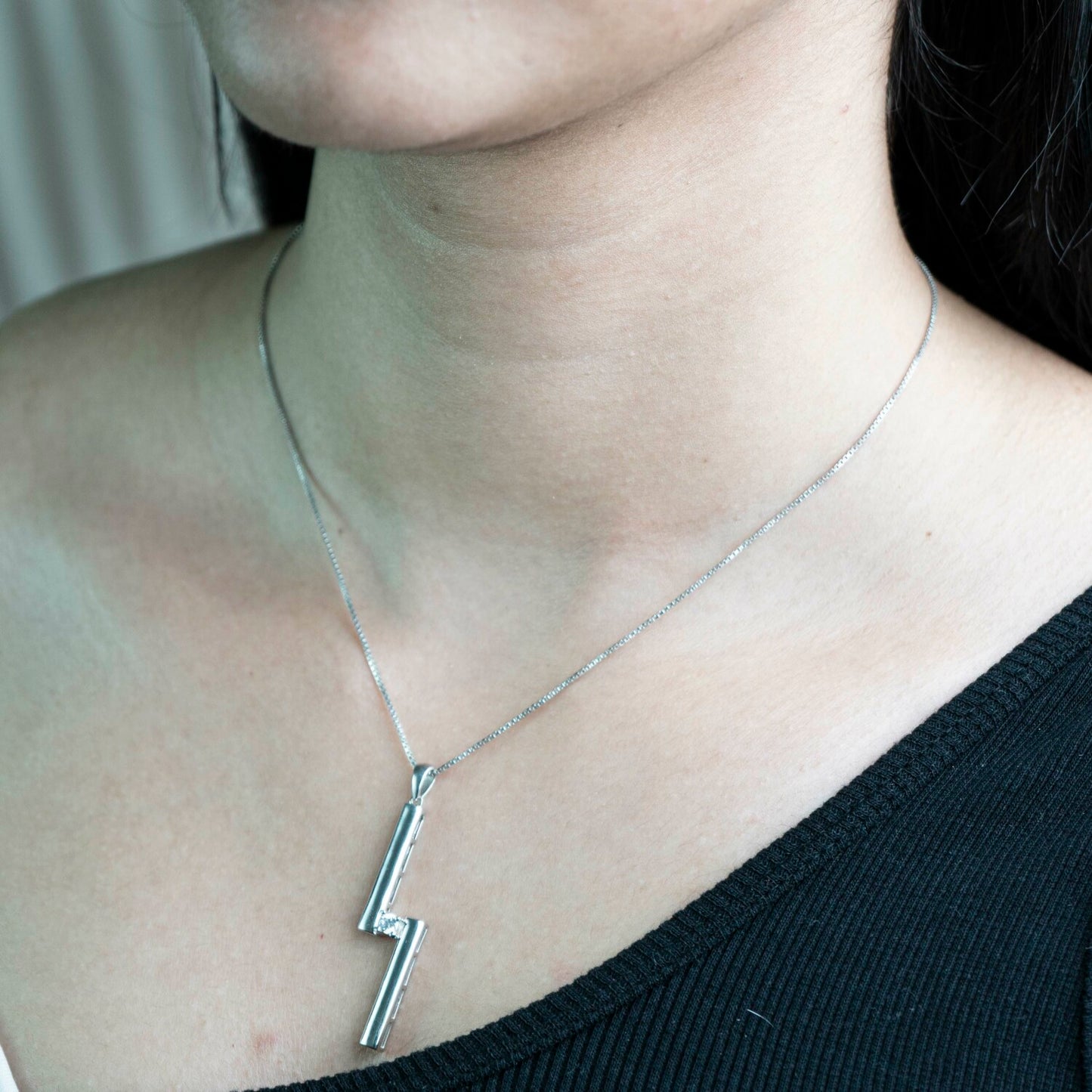 Aurgat Connected Solitaire Sterling Silver Pendant