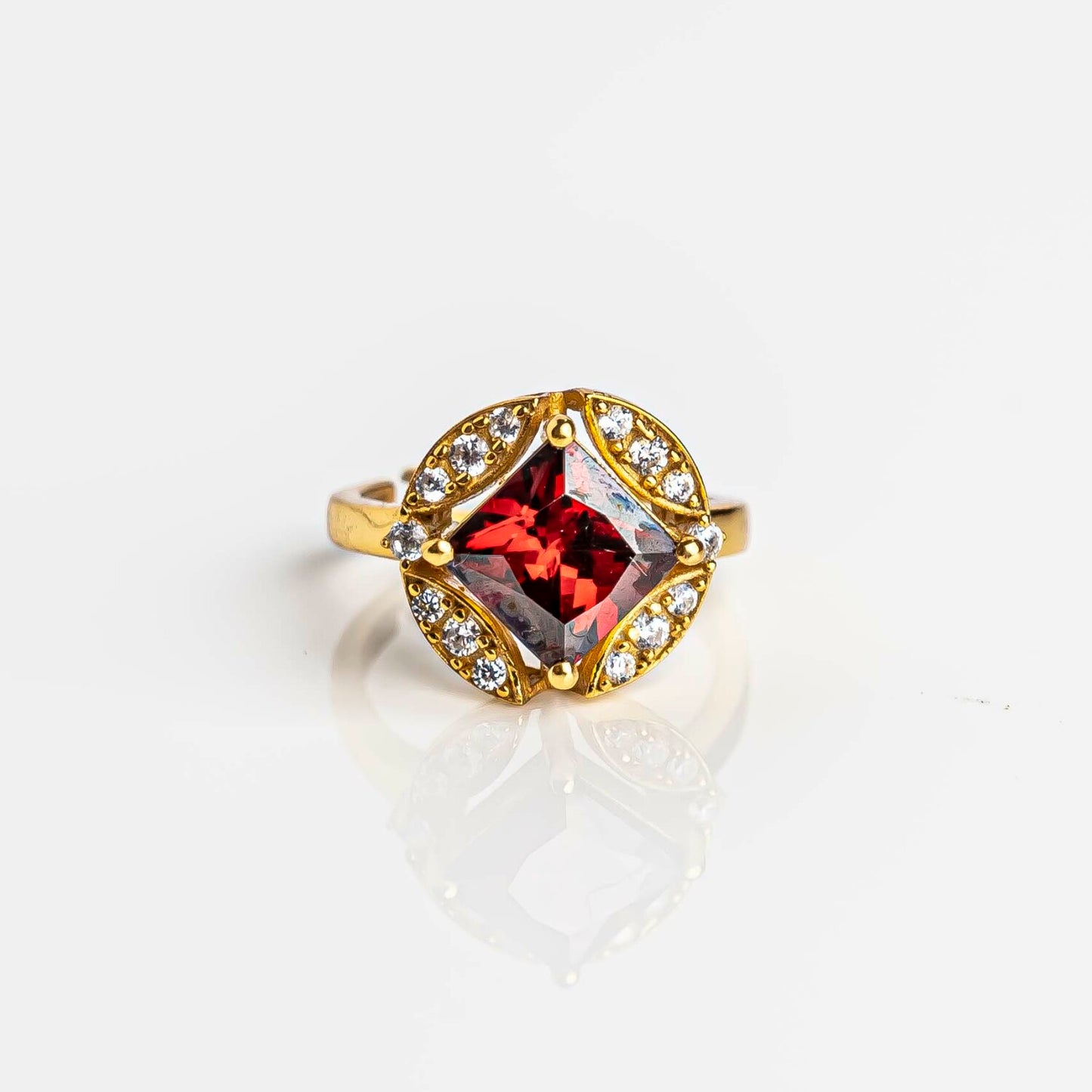 Aurgat Majestic 18K Gold Plated Adjustable Ring