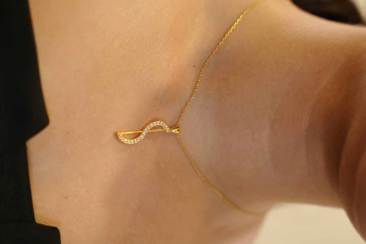 Aurgat Curvy Drop 18K Gold Plated Pendant Set