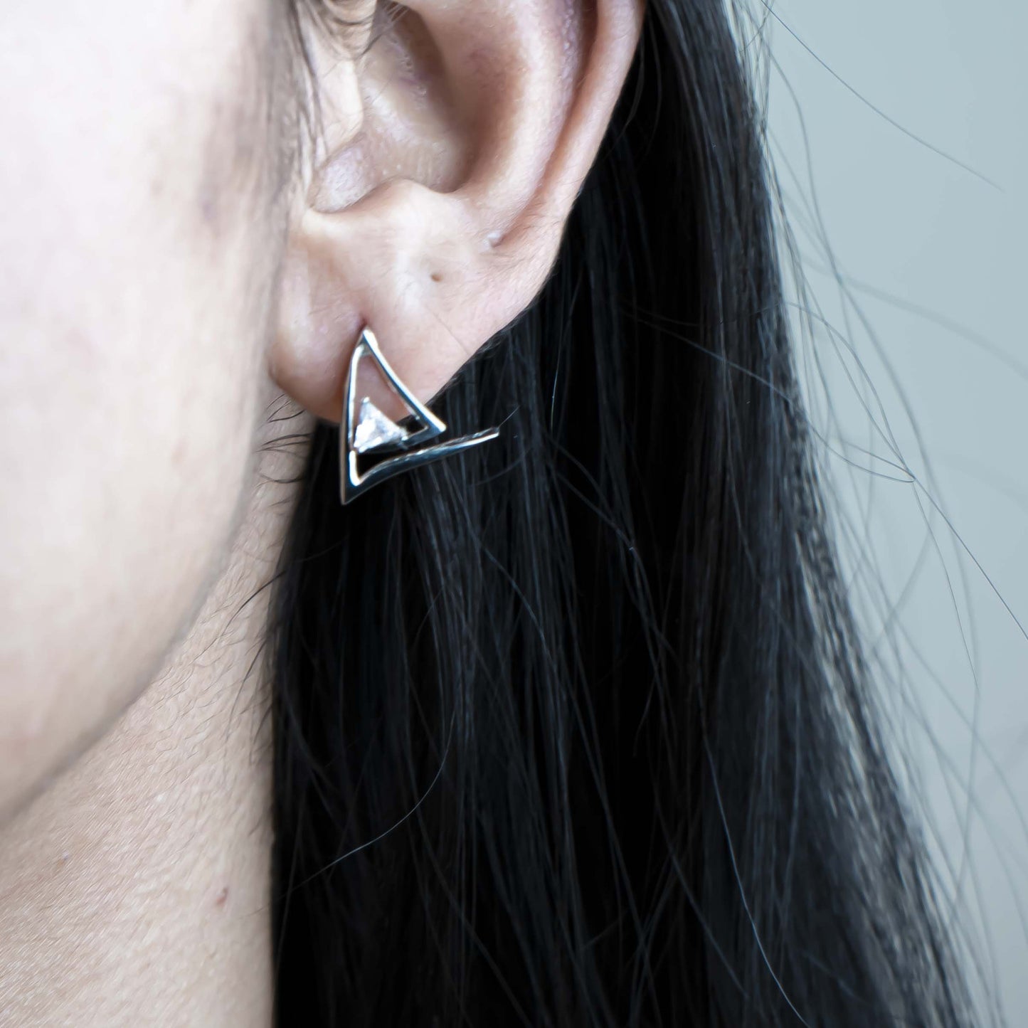 Aurgat Trapped Solitaire Solitaire Silver Earrings