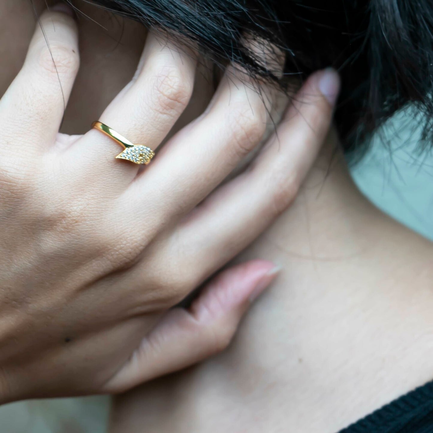 Aurgat High Rated Zirconia Efoortless 18k Gold Plated Adjustable Ring