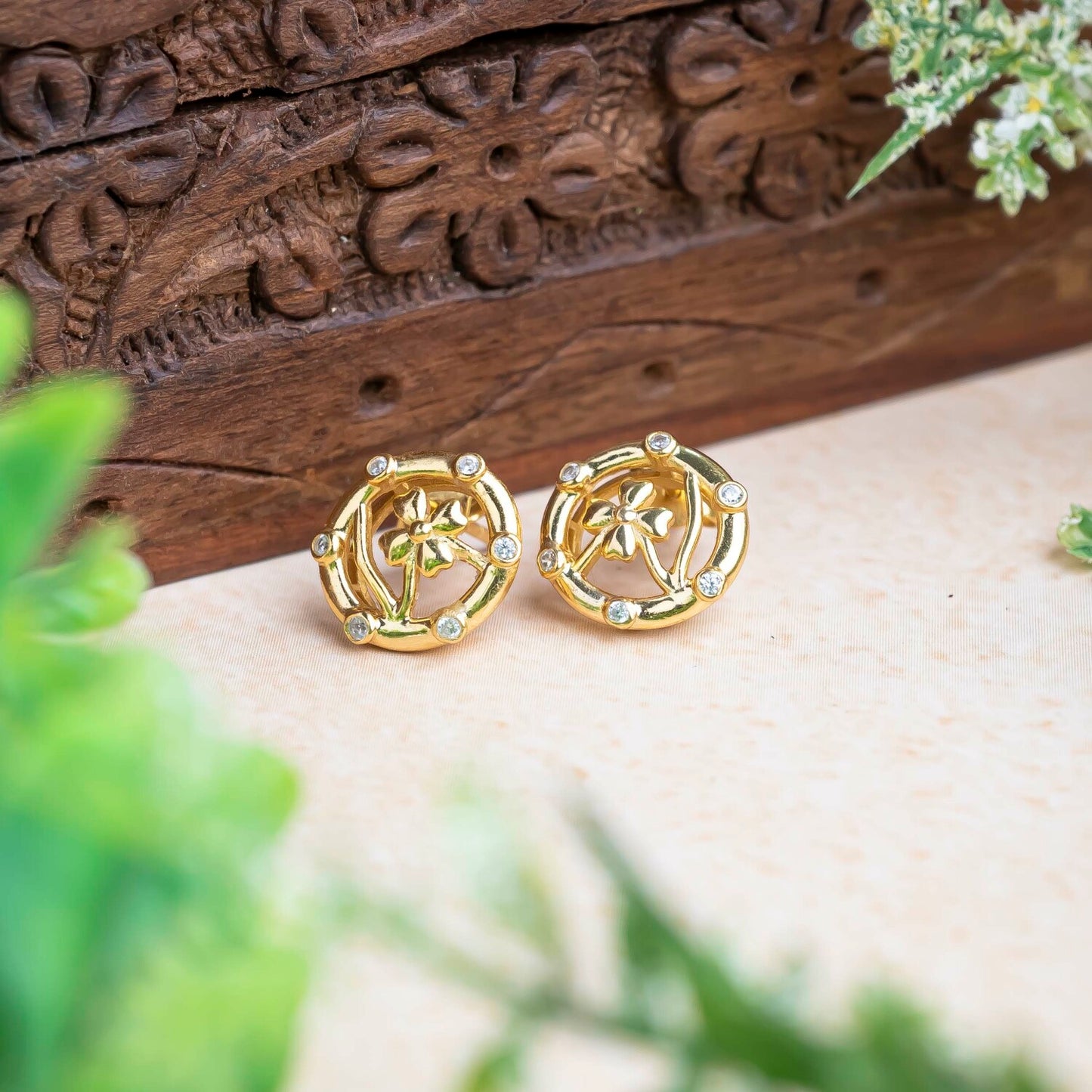 Aurgat Sacred Petals 18K Gold Plated Pendant Set